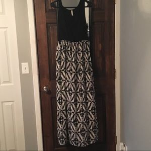 Black and white summer dress